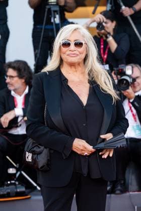 82nd Venice Film Festival Closing Ceremony Red Carpet - part 2 Palazzo del Cinema - Venice Lido, Italy Mara Venier 82nd Venice Film Festival Closing Ceremony Red Carpet - part 2 Palazzo del Cinema - Venice Lido, Italy 6th September 2025  Copyright: xMAXxMONTINGELLI SGPx