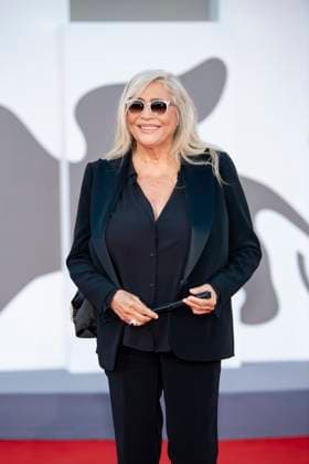 82nd Venice Film Festival Closing Ceremony Red Carpet - part 2 Palazzo del Cinema - Venice Lido, Italy Mara Venier 82nd Venice Film Festival Closing Ceremony Red Carpet - part 2 Palazzo del Cinema - Venice Lido, Italy 6th September 2025  Copyright: xSGPx