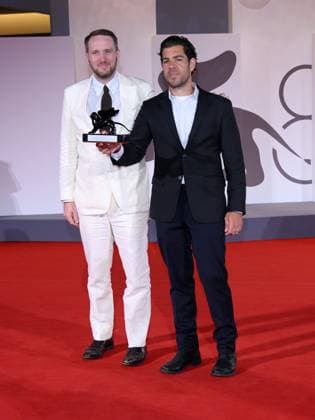 Venice, 82nd Venice International Film Festival 2025 - Evening 11: Closing Ceremony. Winners Photocall. Pictured: Joe Beshenkovsky, James A. Smith  Copyright: xAlbertoxTerenghi PoolxPhotoxEventsx06x xipa-agency.netx xPoolxPhotoxEventsx06x IPA_Agency_IPA64334918
