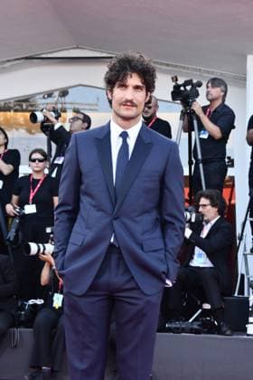 82eme Festival International du Film de Venise Mostra de Venise CLOSING CEREMONY and CHIEN 51 Premiere Red Carpet at the 82nd International Venice Film festival Louis Garrel attends the Chien 51 premiere 448401 2025 09 06 Venice Italy  Copyright: xThomasxBohlenx STAR_448401_025