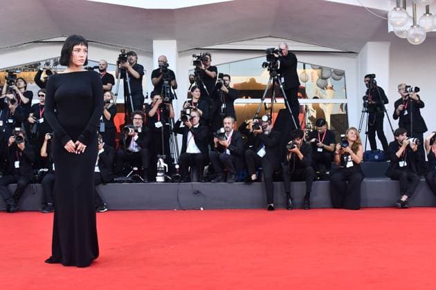 82eme Festival International du Film de Venise Mostra de Venise CLOSING CEREMONY and CHIEN 51 Premiere Red Carpet at the 82nd International Venice Film festival Adèle Exarchopoulos attends the Chien 51 premiere 448401 2025 09 06 Venice Italy  Copyright: xThomasxBohlenx STAR_448401_036