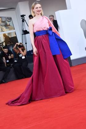 82eme Festival International du Film de Venise Mostra de Venise CLOSING CEREMONY and CHIEN 51 Premiere Red Carpet at the 82nd International Venice Film festival Luna Wedler attends the 2025 Closing Ceremony red carpet 448401 2025 09 06 Venice Italy  Copyright: xThomasxBohlenx STAR_448401_056