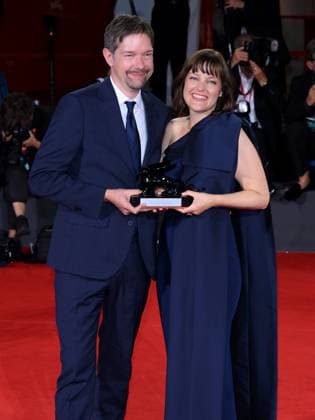 Venice, 82nd Venice International Film Festival 2025 - Evening 11: Closing Ceremony. Winners Photocall. Pictured: Victor Maes, Kate Voet  Copyright: xAlbertoxTerenghi PoolxPhotoxEventsx06x xipa-agency.netx xPoolxPhotoxEventsx06x IPA_Agency_IPA64337190