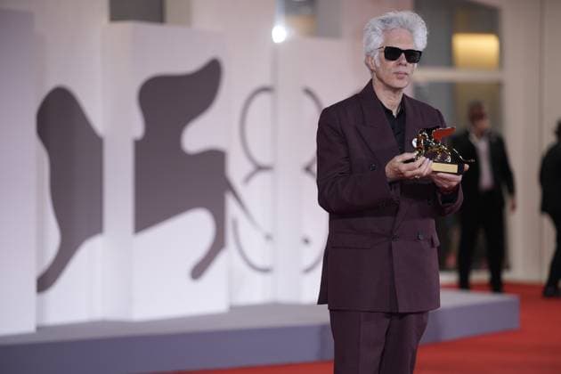 IPP Photo Daniele Cifala Venice 06 09 2025 Patroness Photocall The 81st Venice International Film Festival in the photo Jim Jarmusch poses with the Golden Lion for Best Film for Father Mother Sister Brother during the winners photocall at the 82nd Venice International Film Festival on September 06, 2025 in Venice, Italy Italy Photo Press World Copyright