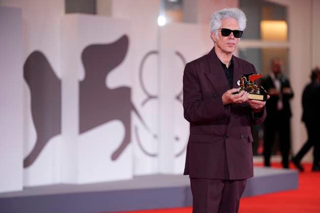 Jim Jarmusch poses with the Golden Lion for Best Film for Father Mother Sister Brother during the winners photocall at the 82nd Venice International Film Festival in Venice, Italy on Saturday, September 6, 2025.  VEN20250906915 RoccoxSpaziani