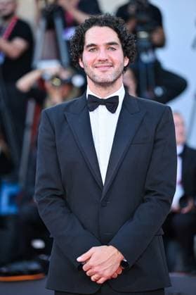 Venice Closing Red Carpet AM Benny Safdie attending the Closing Red Carpet of the 82nd Venice International Film Festival at the Lido in Venice, Italy on September 06, 2025. Photo by Aurore Marechal ABACAPRESS.COM Venice Italy  Copyright: xMarechalxAurore ABACAx