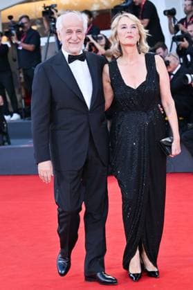 Venice Closing Red Carpet AM Toni Servillo and Manuela Lamanna attending the Closing Red Carpet of the 82nd Venice International Film Festival at the Lido in Venice, Italy on September 06, 2025. Photo by Aurore Marechal ABACAPRESS.COM Venice Italy  Copyright: xMarechalxAurore ABACAx