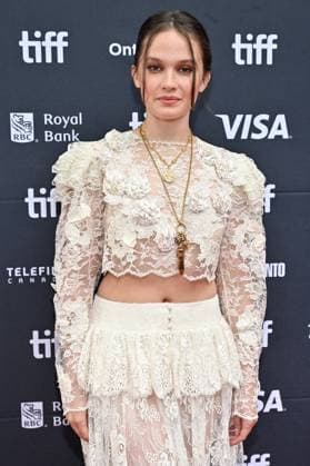 Toronto Wake Up Dead Man Screening Cailee Spaeny attending the screening of the movie Wake Up Dead Man ahead of Toronto International Film Festival (TIFF) in Toronto, Canada on September 6, 2025. Photo by Julien Reynaud APS-Medias ABACAPRESS.COM Toronto Canada  Copyright: xReynaudxJulien APS-Medias ABACAx