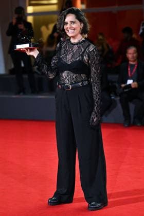 Venice Winners Red Carpet AM Ana Cristina Barragan poses with the Orizzonti Best Screenplay Award for Hiedra (The Ivy) attending the Winners Red Carpet of the 82nd Venice International Film Festival at the Lido in Venice, Italy on September 06, 2025. Photo by Aurore Marechal ABACAPRESS.COM Venice Italy  Copyright: xMarechalxAurore ABACAx
