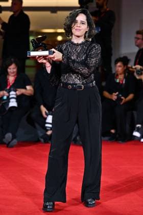Venice Winners Red Carpet AM Ana Cristina Barragan poses with the Orizzonti Best Screenplay Award for Hiedra (The Ivy) attending the Winners Red Carpet of the 82nd Venice International Film Festival at the Lido in Venice, Italy on September 06, 2025. Photo by Aurore Marechal ABACAPRESS.COM Venice Italy  Copyright: xMarechalxAurore ABACAx