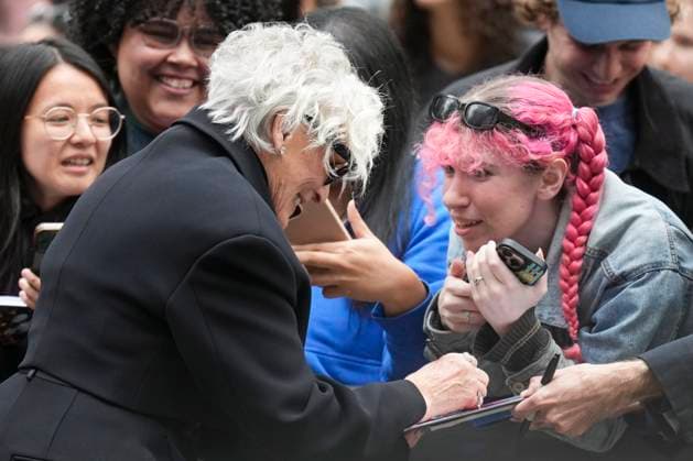 September 6, 2025, Toronto, On, CAN: Glenn Close arrives on the red carpet to promote the film Wake Up Dead Man: A Knives Out Mystery at the Toronto International Film Festival, in Toronto, Saturday, Sept. 6, 2025. Toronto CAN  - ZUMAc35_ 20250906_zaf_c35_121 Copyright: xChrisxYoungx