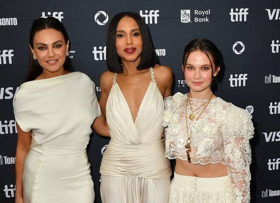 2025 Toronto International Film Festival - Wake Up Dead Man: A Knives Out Mystery Premiere Mila Kunis, Kerry Washington, Cailee Spaeny attend the premiere of Wake Up Dead Man: A Knives Out Mystery during the 2025 Toronto International Film Festival at Princess of Wales Theatre on September 06, 2025 in Toronto, Ontario. Toronto ON Canada Copyright: xCxFlanigan imageSPACEx