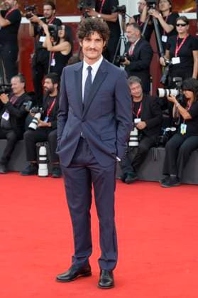 Closing ceremony red carpet in Venice Lido, Italy - 06 Sep 2025 Louis Garrel attends the closing ceremony red carpet of 82nd Venice Film Festival in Venice Lido at Palazzo del Cinema. Venice Lido Italy Copyright: xMarioxCartellix xSOPAxImagesx _DSC7846