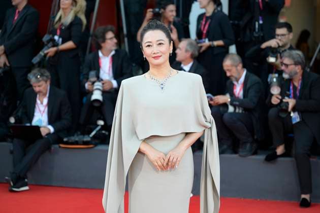 Closing ceremony red carpet in Venice Lido, Italy - 06 Sep 2025 Zhao Tao attends the closing ceremony red carpet of 82nd Venice Film Festival in Venice Lido at Palazzo del Cinema. Venice Lido Italy Copyright: xMarioxCartellix xSOPAxImagesx _DSC7974