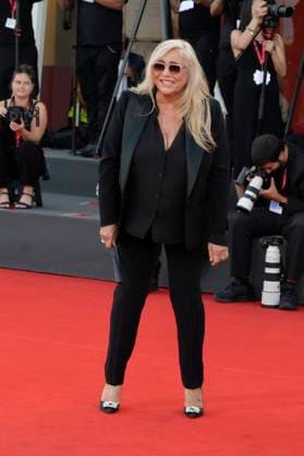 Closing ceremony red carpet in Venice Lido, Italy - 06 Sep 2025 Mara Venier attends the closing ceremony red carpet of 82nd Venice Film Festival in Venice Lido at Palazzo del Cinema. Venice Lido Italy Copyright: xMarioxCartellix xSOPAxImagesx _DSC8083