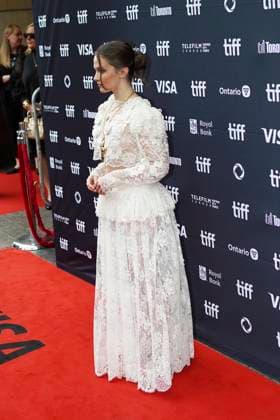 2025 Toronto International Film Festival - Wake Up Dead Man: A Knives Out Mystery Premiere Cailee Spaeny attends the red carpet for the ˜Wake Up Dead Man: A Knives Out Mystery™ premiere during the 2025 Toronto International Film Festival at Princess of Wales Theatre. on September 6, 2025 in Toronto, Canada. (Photo by Leonardo Ramirez Eyepix Group) Copyright: xLeonardoxRamirez xEyepixxGroupx LR_06092025_167880