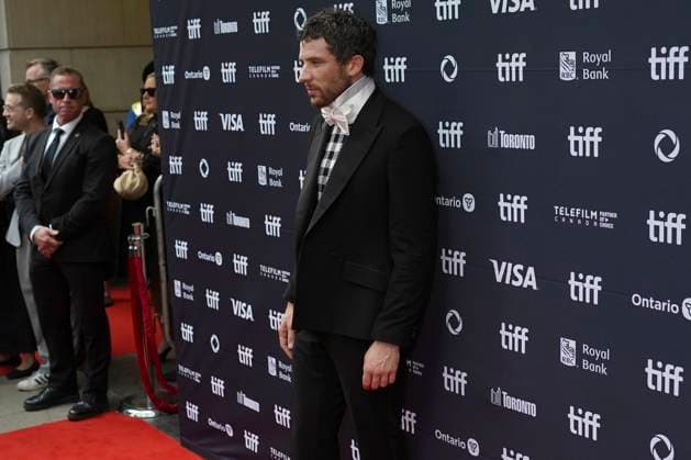 2025 Toronto International Film Festival - Wake Up Dead Man: A Knives Out Mystery Premiere Josh O Connor attends the red carpet for the ˜Wake Up Dead Man: A Knives Out Mystery™ premiere during the 2025 Toronto International Film Festival at Princess of Wales Theatre. on September 6, 2025 in Toronto, Canada. (Photo by Leonardo Ramirez Eyepix Group) Copyright: xLeonardoxRamirez xEyepixxGroupx LR_06092025_167973