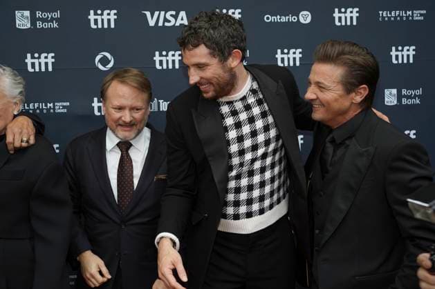 2025 Toronto International Film Festival - Wake Up Dead Man: A Knives Out Mystery Premiere (L-R) Rian Johnson, Josh O Connor, Jeremy Renner, attend the red carpet for the ˜Wake Up Dead Man: A Knives Out Mystery™ premiere during the 2025 Toronto International Film Festival at Princess of Wales Theatre. on September 6, 2025 in Toronto, Canada. (Photo by Leonardo Ramirez Eyepix Group) Copyright: xLeonardoxRamirez xEyepixxGroupx LR_06092025_167829