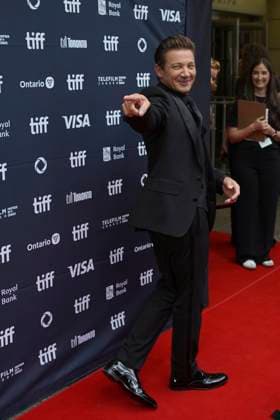 2025 Toronto International Film Festival - Wake Up Dead Man: A Knives Out Mystery Premiere Jeremy Renner attends the red carpet for the ˜Wake Up Dead Man: A Knives Out Mystery™ premiere during the 2025 Toronto International Film Festival at Princess of Wales Theatre. on September 6, 2025 in Toronto, Canada. (Photo by Leonardo Ramirez Eyepix Group) Copyright: xLeonardoxRamirez xEyepixxGroupx LR_06092025_167784