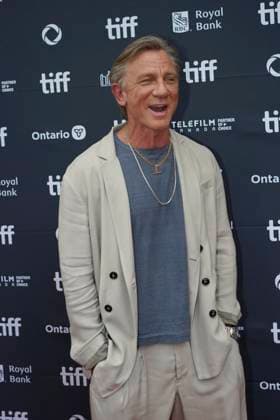 2025 Toronto International Film Festival - Wake Up Dead Man: A Knives Out Mystery Premiere Daniel Craig attends the red carpet for the ˜Wake Up Dead Man: A Knives Out Mystery™ premiere during the 2025 Toronto International Film Festival at Princess of Wales Theatre. on September 6, 2025 in Toronto, Canada. (Photo by Leonardo Ramirez Eyepix Group) Copyright: xLeonardoxRamirez xEyepixxGroupx LR_06092025_167808