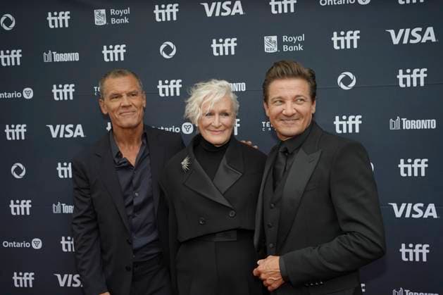2025 Toronto International Film Festival - Wake Up Dead Man: A Knives Out Mystery Premiere (L-R) Glenn Close, Josh Brolin and Jeremy Renner, attend the red carpet for the ˜Wake Up Dead Man: A Knives Out Mystery™ premiere during the 2025 Toronto International Film Festival at Princess of Wales Theatre. on September 6, 2025 in Toronto, Canada. (Photo by Leonardo Ramirez Eyepix Group) Copyright: xLeonardoxRamirez xEyepixxGroupx LR_06092025_167843
