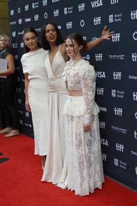 2025 Toronto International Film Festival - Wake Up Dead Man: A Knives Out Mystery Premiere (L-R) Mila Kunis, Kerry Washington, and Cailee Spaeny attend the red carpet for the ˜Wake Up Dead Man: A Knives Out Mystery™ premiere during the 2025 Toronto International Film Festival at Princess of Wales Theatre. on September 6, 2025 in Toronto, Canada. (Photo by Leonardo Ramirez Eyepix Group) Copyright: xLeonardoxRamirez xEyepixxGroupx LR_06092025_167844