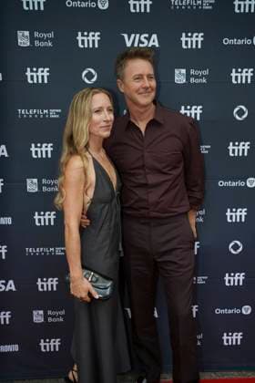 2025 Toronto International Film Festival - Wake Up Dead Man: A Knives Out Mystery Premiere Edward Norton and Shauna Robertson attend the red carpet for the ˜Wake Up Dead Man: A Knives Out Mystery™ premiere during the 2025 Toronto International Film Festival at Princess of Wales Theatre. on September 6, 2025 in Toronto, Canada. (Photo by Leonardo Ramirez Eyepix Group) Copyright: xLeonardoxRamirez xEyepixxGroupx LR_06092025_167872