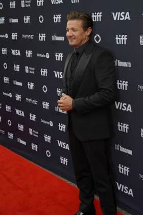 2025 Toronto International Film Festival - Wake Up Dead Man: A Knives Out Mystery Premiere Jeremy Renner attends the red carpet for the ˜Wake Up Dead Man: A Knives Out Mystery™ premiere during the 2025 Toronto International Film Festival at Princess of Wales Theatre. on September 6, 2025 in Toronto, Canada. (Photo by Leonardo Ramirez Eyepix Group) Copyright: xLeonardoxRamirez xEyepixxGroupx LR_06092025_168089