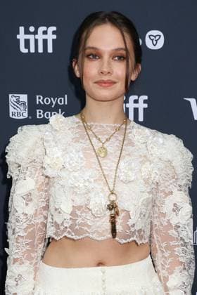 50eme Festival du Film de Toronto 06 Septembre 2025 50th Toronto International Film Festival Red carpet of the film Wake up dead man a knives out mystery Cailee Spaeny 448402 2025 09 06 Toronto Canada  Copyright: xIsabellexVautierx xStarfacex STAR_448402_071