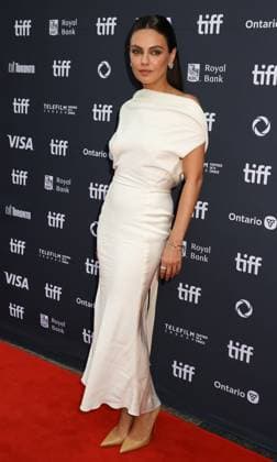 50eme Festival du Film de Toronto 06 Septembre 2025 50th Toronto International Film Festival Red carpet of the film Wake up dead man a knives out mystery Mila Kunis 448402 2025 09 06 Toronto Canada  Copyright: xIsabellexVautierx xStarfacex STAR_448402_119