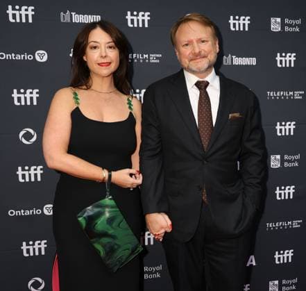 50eme Festival du Film de Toronto 06 Septembre 2025 50th Toronto International Film Festival Red carpet of the film Wake up dead man a knives out mystery Rian Johnson and his wife 448402 2025 09 06 Toronto Canada  Copyright: xIsabellexVautierx xStarfacex STAR_448402_133