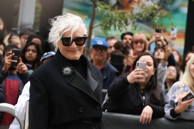 50eme Festival du Film de Toronto 06 Septembre 2025 50th Toronto International Film Festival Red carpet of the film Wake up dead man a knives out mystery Glenn Close 448402 2025 09 06 Toronto Canada  Copyright: xIsabellexVautierx xStarfacex STAR_448402_152