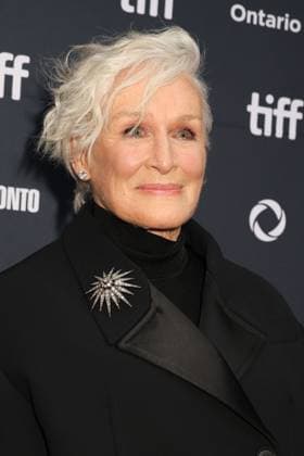 50eme Festival du Film de Toronto 06 Septembre 2025 50th Toronto International Film Festival Red carpet of the film Wake up dead man a knives out mystery Glenn Close 448402 2025 09 06 Toronto Canada  Copyright: xIsabellexVautierx xStarfacex STAR_448402_162