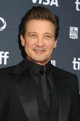 50eme Festival du Film de Toronto 06 Septembre 2025 50th Toronto International Film Festival Red carpet of the film Wake up dead man a knives out mystery Jeremy Renner 448402 2025 09 06 Toronto Canada  Copyright: xIsabellexVautierx xStarfacex STAR_448402_176