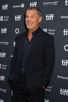50eme Festival du Film de Toronto 06 Septembre 2025 50th Toronto International Film Festival Red carpet of the film Wake up dead man a knives out mystery Josh Brolin 448402 2025 09 06 Toronto Canada  Copyright: xIsabellexVautierx xStarfacex STAR_448402_185