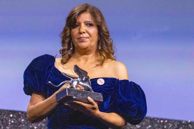 Kaouther Ben Hania with the Silver Lion Grand Jury Prize for The Voice of Hind Rajab at the award ceremony of the Biennale di Venezia 2025 82 Venice International Film Festival at the Palazzo del Cinema Venice, 06 09 2025 Foto:xDaziramx xFuturexImagex awards_5907