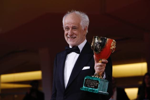 Award Winners, 82nd Venice International Film Festival Toni Servillo after being awarded the Coppa Volpi for Best Actor for La Grazia . Venice, Italy 06 September 2025, Credit:Mirco Toniolo Avalon Italy, Venice  Copyright: xMircoxToniolox xAvalonx 1034801995