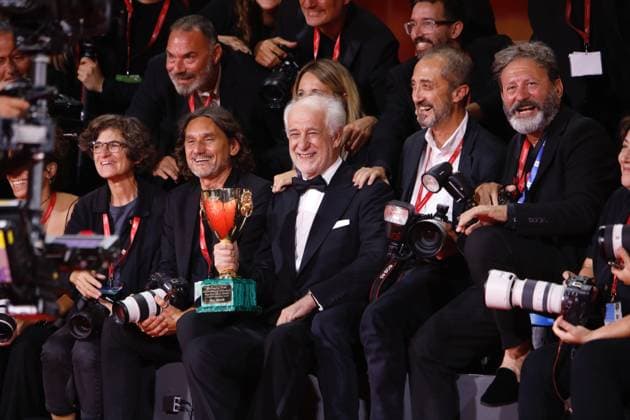 Award Winners, 82nd Venice International Film Festival Toni Servillo after being awarded the Coppa Volpi for Best Actor for La Grazia . Venice, Italy 06 September 2025, Credit:Mirco Toniolo Avalon Italy, Venice  Copyright: xMircoxToniolox xAvalonx 1034802029