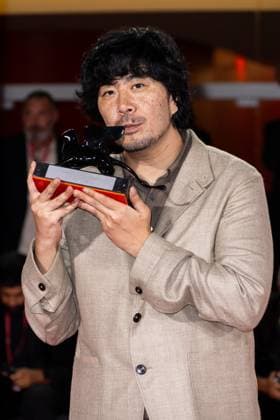 82nd Venice Film Festival Red carpet winners Palazzo del Cinema - Venice Lido, Italy Akio Fujimoto 82nd Venice Film Festival Red carpet winners Palazzo del Cinema - Venice Lido, Italy 6th September 2025  Copyright: xMAXxMONTINGELLI SGPx