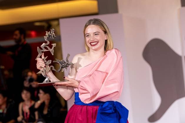 82nd Venice Film Festival Red carpet winners Palazzo del Cinema - Venice Lido, Italy Luna Wedler 82nd Venice Film Festival Red carpet winners Palazzo del Cinema - Venice Lido, Italy 6th September 2025  Copyright: xSGPx