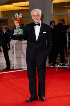 82nd Venice Film Festival Red carpet winners Palazzo del Cinema - Venice Lido, Italy Toni Servillo 82nd Venice Film Festival Red carpet winners Palazzo del Cinema - Venice Lido, Italy 6th September 2025  Copyright: xMAXxMONTINGELLI SGPx