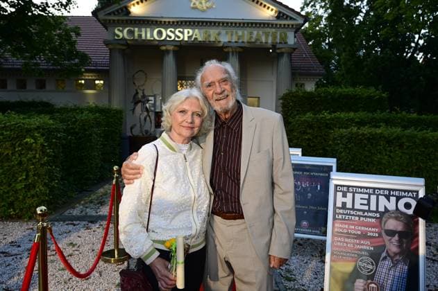 Achim Wolff und Rita Feldmeier bei der Premiere zum Theaterstück Der eingebildet Kranke im Schlosspark Theater. Berlin, 05.09.2025 Berlin Germany *** Achim Wolff and Rita Feldmeier at the premiere of the play Der eingebildet Kranke at the Schlosspark Theater Berlin, 05 09 2025 Berlin Germany Copyright: xMatthiasxWehnertx
