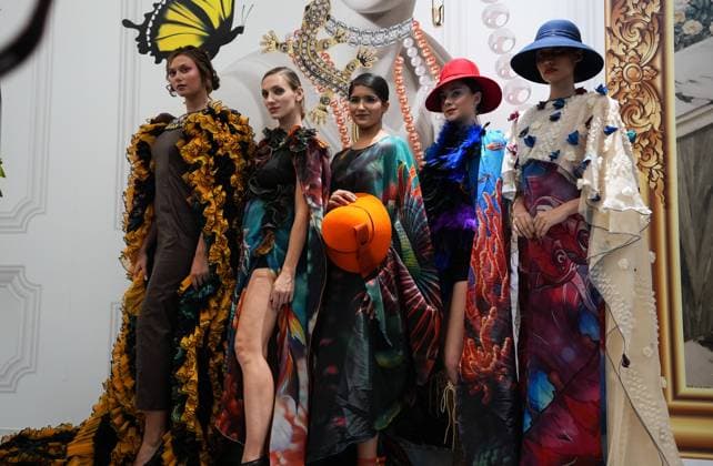 Couture Fashion Week in New Jersey NEW JERSEY, US - SEPTEMBER 7: The Andres Aquino Couture Fashion Show during the Couture Fashion Week September 2025 at The American Dream Mall on September 7, 2025 in New Jersey, United States. Lokman Vural Elibol Anadolu New Jersey United States. Editorial use only. Please get in touch for any other usage.  Copyright: x2025xAnadoluxLokmanxVuralxElibolx