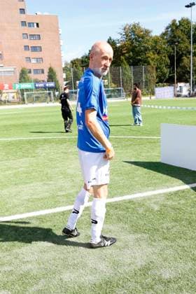 Peter Lohmeyer at the charity football match Kicken mit Herz for the benefit of the childrens heart ward of the University Hospital Eppendorf UKE on 7 09 2025 in Hamburg Kicken mit Herz 2025 charity event in Hamburg