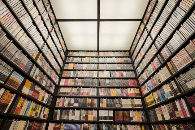 September 7, 2025, Toronto, On, Canada: The inside of the Criterion Closet mobile video library during its stop at the Toronto International Film Festival in Toronto, on Sunday, Sept. 7, 2025. Toronto Canada  - ZUMAc35_ 20250907_zaf_c35_003 Copyright: xSammyxKoganx