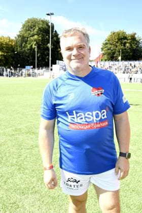 Elton at Kicken mit Herz at STADION HOHELUFT in Hamburg on 07 09 2025
