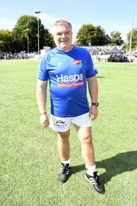 Elton at Kicken mit Herz at STADION HOHELUFT in Hamburg on 07 09 2025