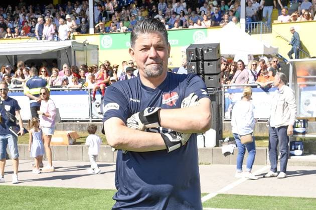 Tim Mälzer at Kicken mit Herz at STADION HOHELUFT in Hamburg on 07 09 2025