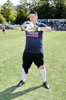 Tim Mälzer at Kicken mit Herz at STADION HOHELUFT in Hamburg on 07 09 2025