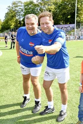 Elton and Johannes Oerding at Kicken mit Herz at STADION HOHELUFT in Hamburg on 07 09 2025